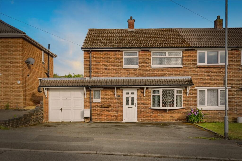 Main image of property: Chestnut Avenue, Tamworth, Staffordshire, B79