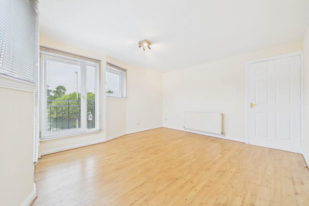Apartment in Glasgow - View 3