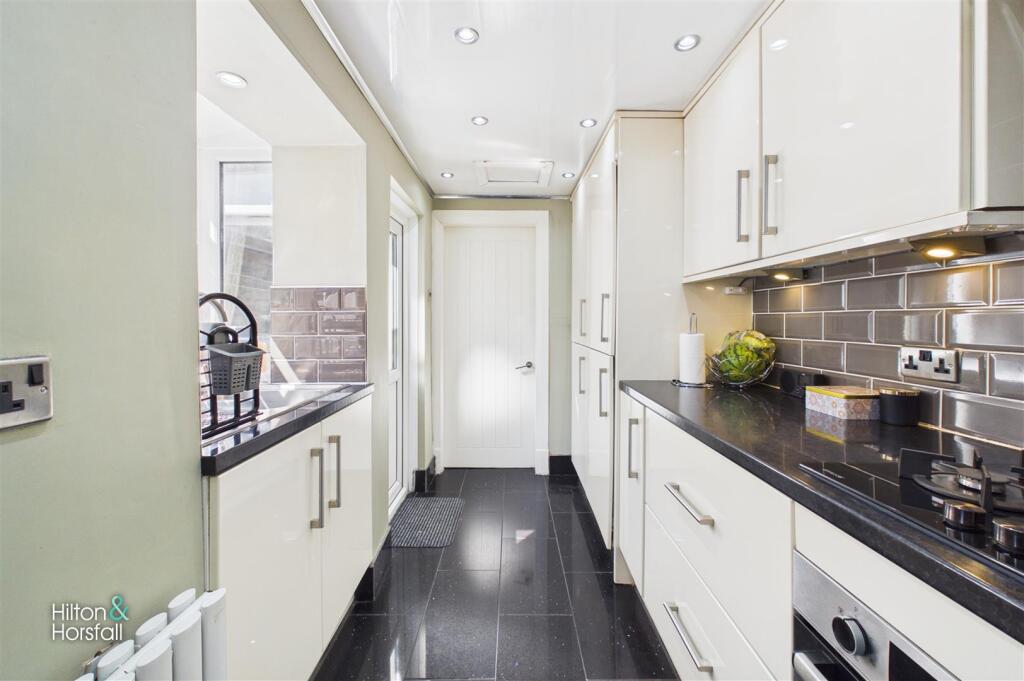House in Pendle, Laund, Barrowford - More