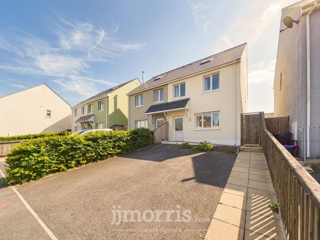 Main image of property: Crug Yr Efydd, Crymych, SA41