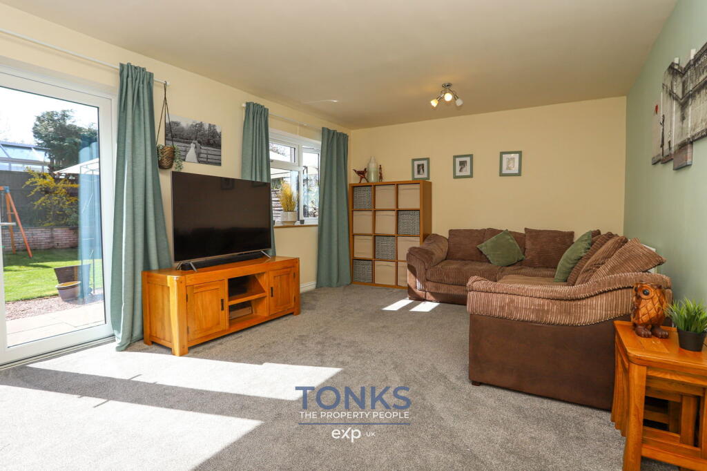 Additional image 7 of Hamilton Avenue, Halesowen, B62 8SZ