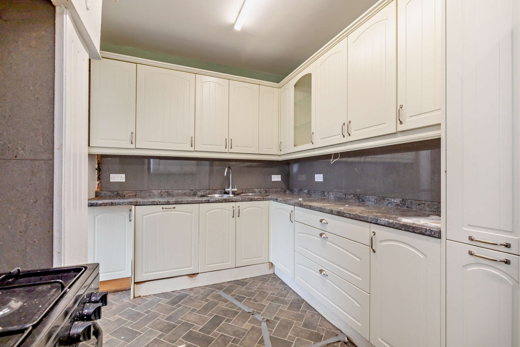 House in Chesterfield, Hollingwood, New Whittington - View 5