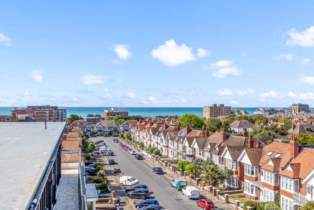 Apartment in Brighton - More