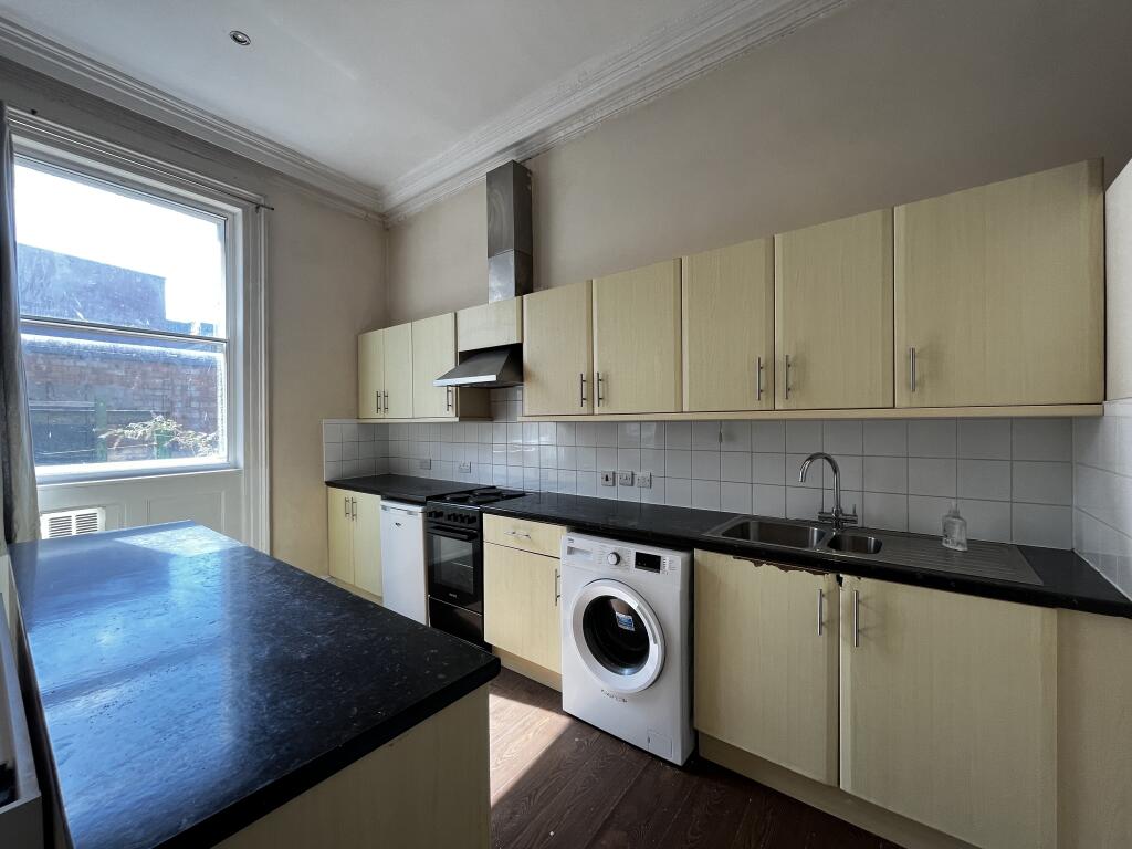 Apartment in Bristol - View 2