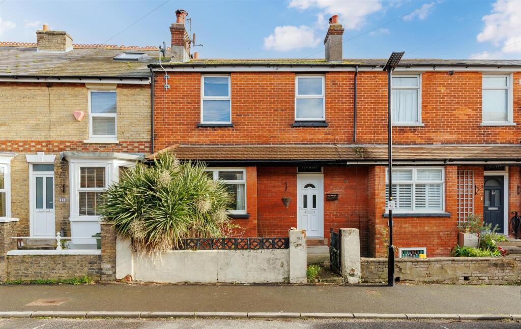 Main image of property: FULL RENOVATION PROJECT IN POPULAR AREA  - Tennyson Road, Cowes