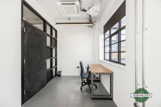 8 - 7 Creative Works Blackhorse Lane -004.JPG