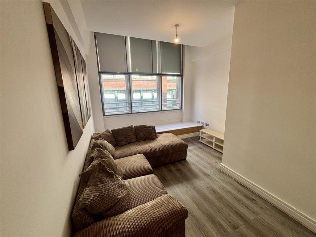 Apartment in Manchester - View 2
