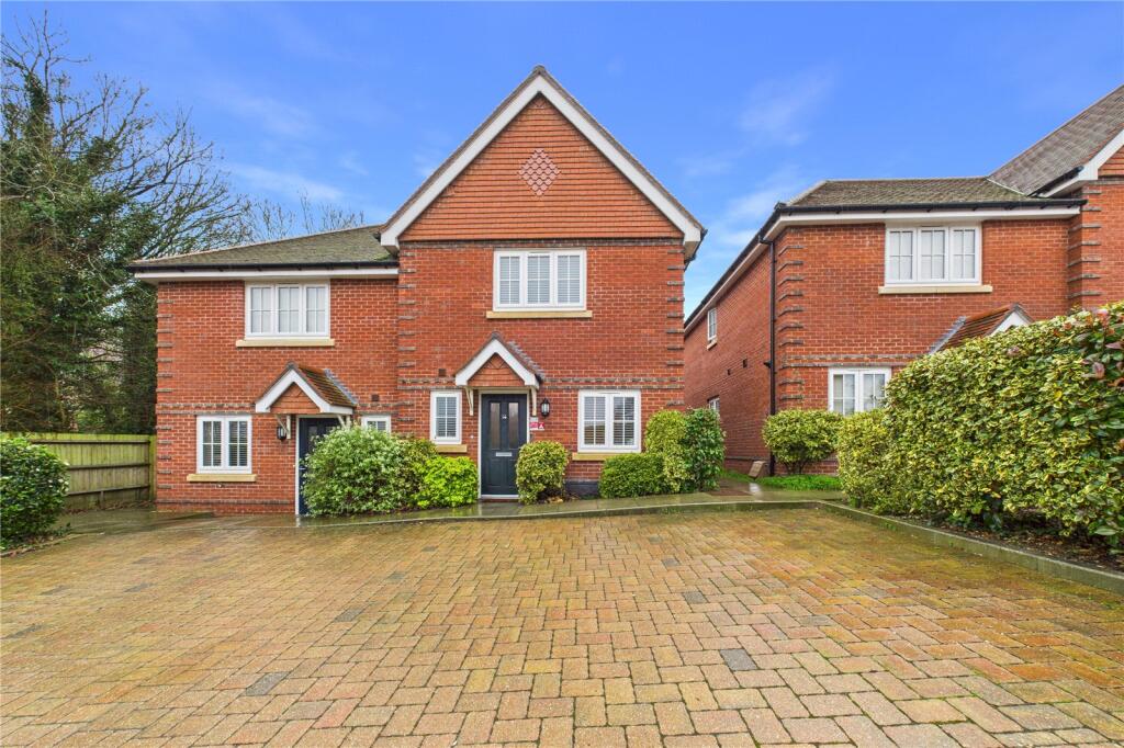 Main image of property: Sheffield Close, Pangbourne, Reading, Berkshire, RG8