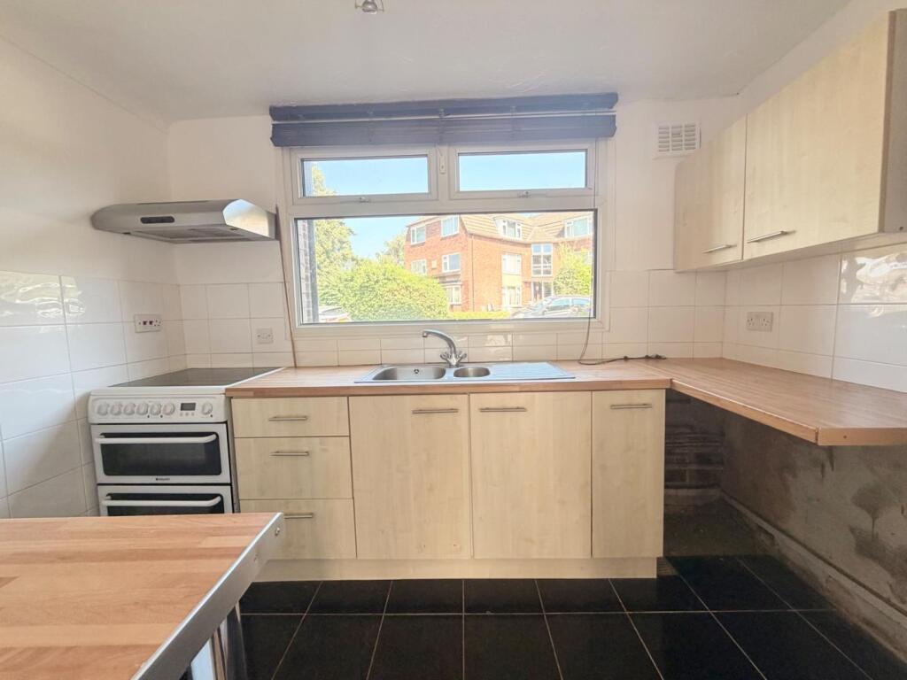Apartment in North Warwickshire, Water Orton - View 4