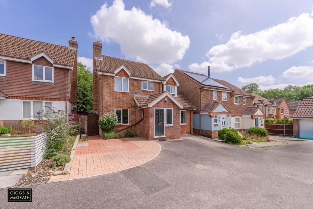 4-bed detached on De la Haye Close, Papworth Everard, Cambridge, Cambridgeshire, CB23 3UU, £425,000