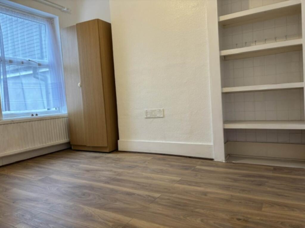 4 bedroom house for rent
