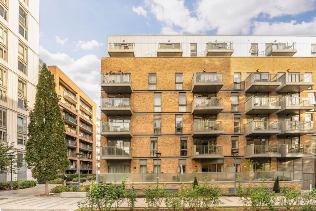 Apartment in London, Poplar - View 5
