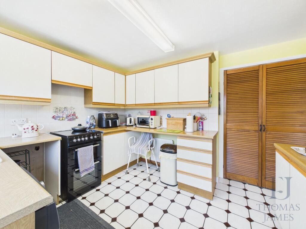 House in Rushcliffe, Radcliffe-on-Trent - View 5
