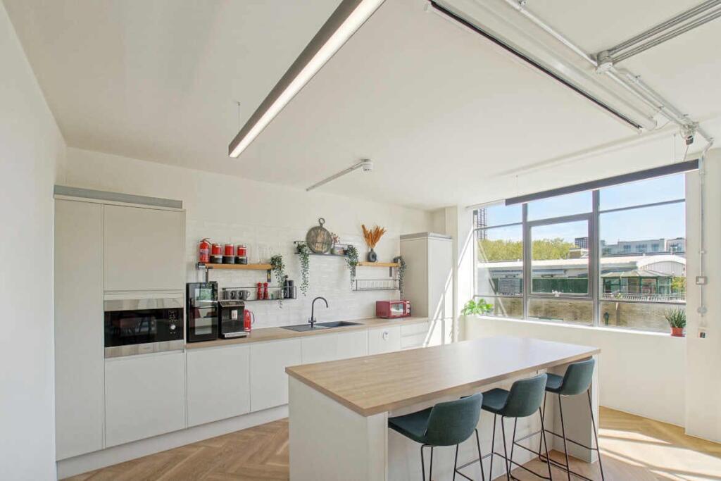 91 Goswell Road