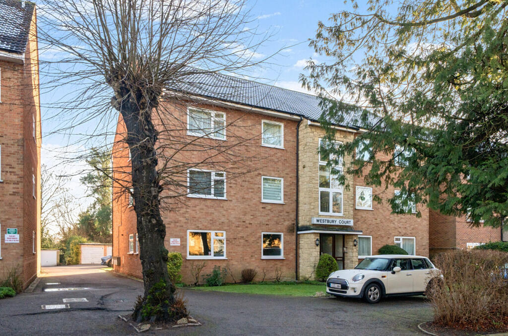 Main image of property: Lyonsdown Road, New Barnet, Barnet, EN5