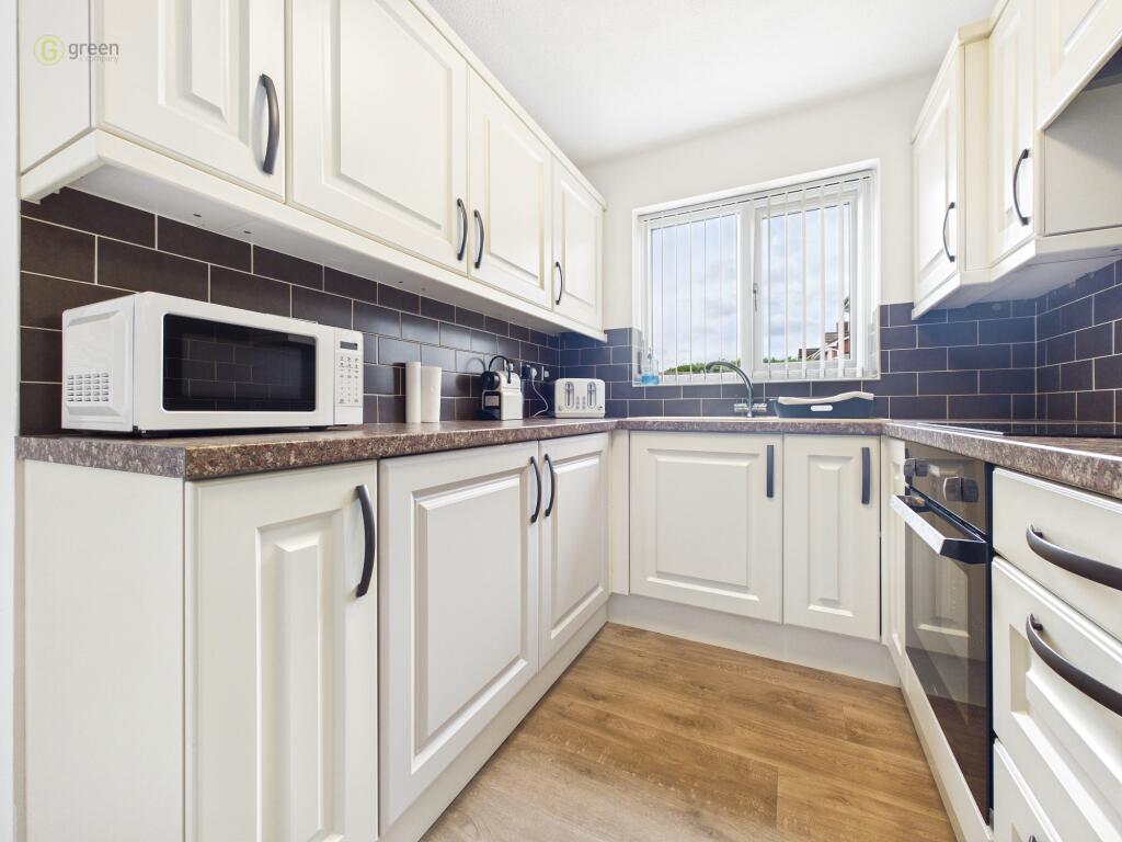 House in Tamworth, Glascote - More