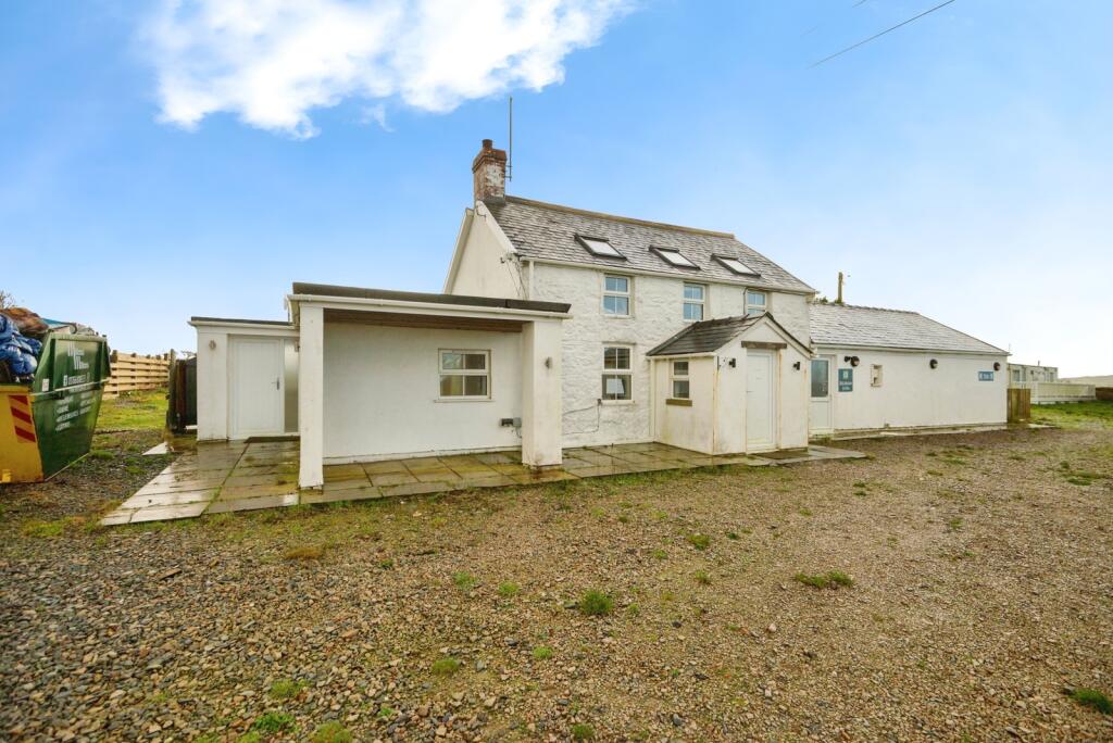 Main image of property: Rhoshirwaun, Gwynedd, LL53