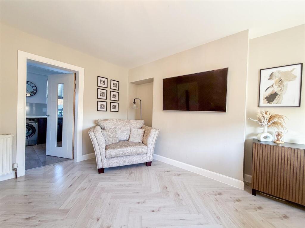 Thomson Terrace, Shotts photo 4