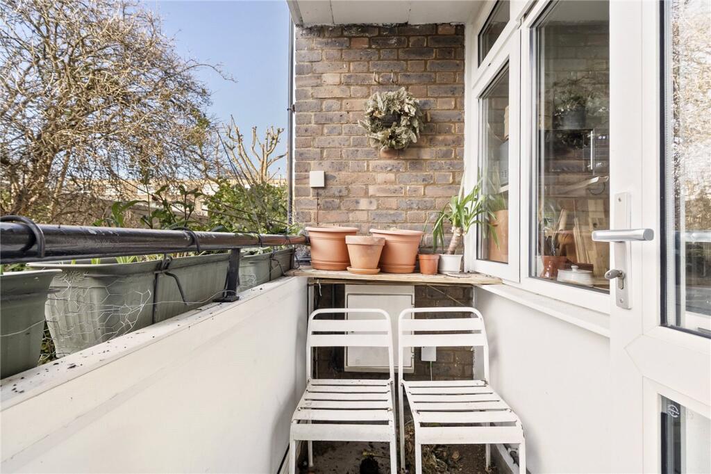 Apartment in London, Whitechapel - More