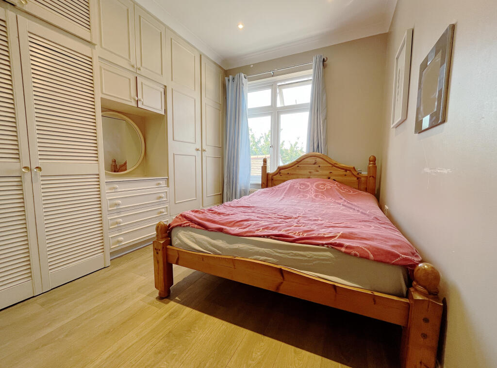 Main image of property: Great West Road, Hounslow, TW5