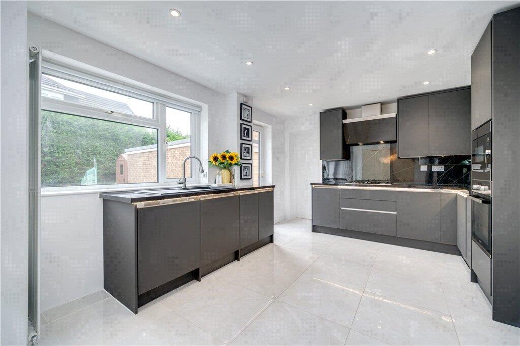 House in Leeds, Adel East Moor, Adel - View 4