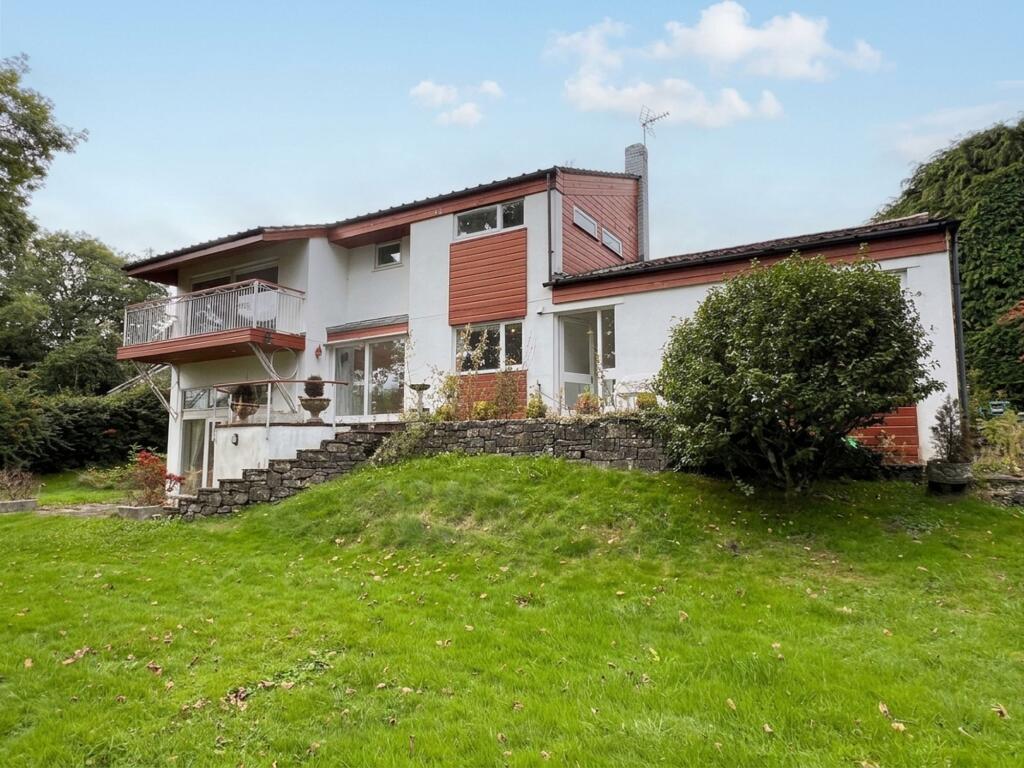 4-bed detached on 3 Castle Precinct, Llandough, Vale of Glamorgan CF71 7LX, £625,000