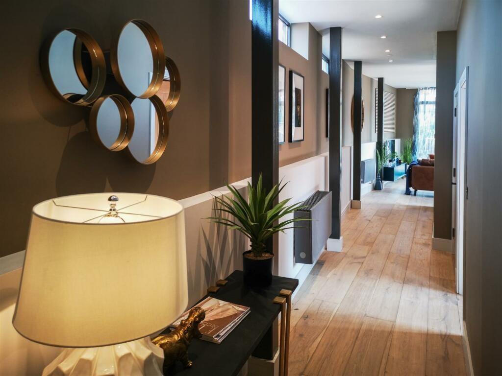 Apartment in Worcester - View 4