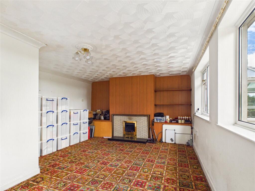 House in Pembroke, Monkton - View 4