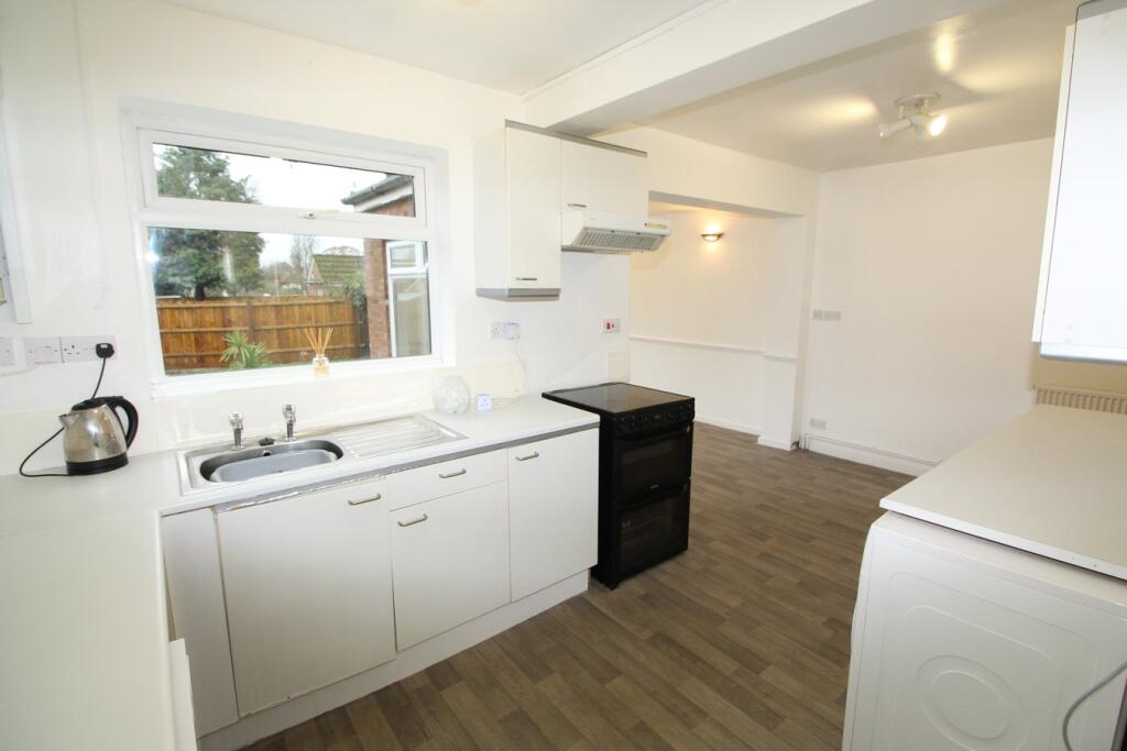 Kings Way, Lutterworth, LE17 photo 3