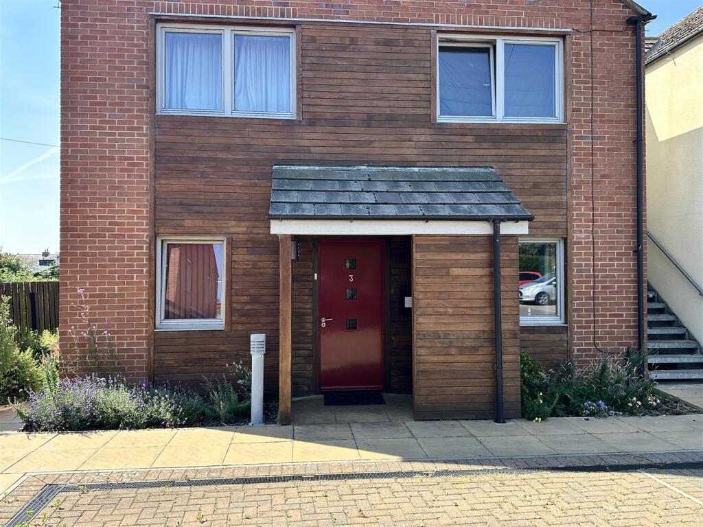 Main image of property: West Pasture, Pickering