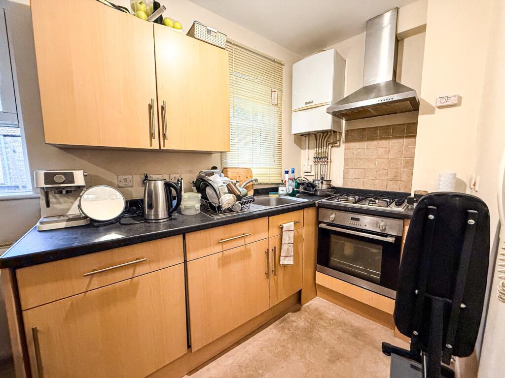 Apartment in Bridgwater, Eastover, Somerset - More