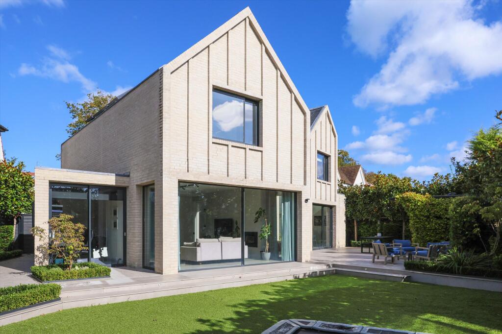 Main image of property: Foley Road, Claygate, Esher, Surrey, KT10