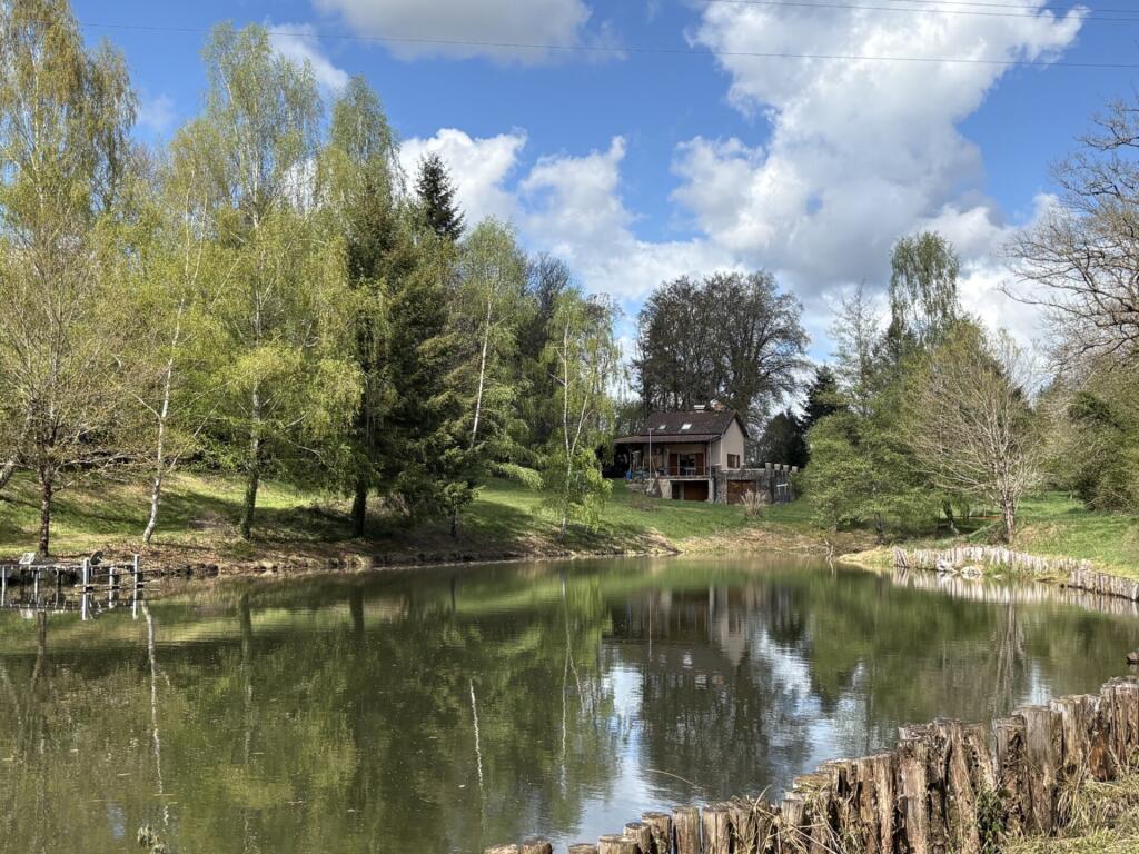 Main image of property: 87380 chateau-chervix