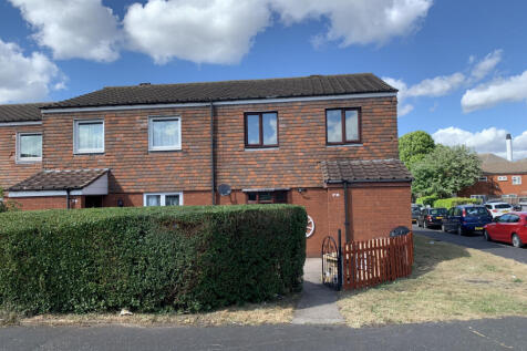 Professionals love this Spacious Room Close to Ci
