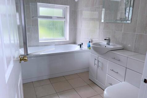 Upstairs Bathroom