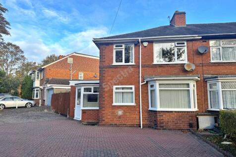3 bed semi-detached house to rent Shaftmoor Lane,