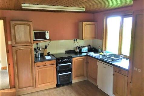 Inchnadamph Lodge bungalow kitchen