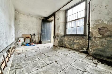 Magdalen Yard Road, Dundee