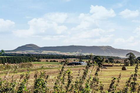 Easter Coldrain, By Kinross