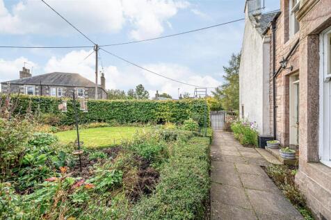 Hayfield Road, Glenfarg