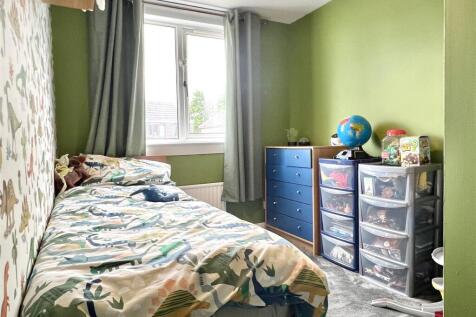 Katrine Drive, Crossford