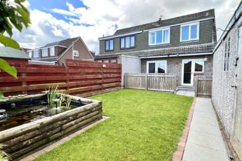Katrine Drive, Crossford
