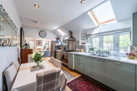 Fairylea House, Alyth, Blairgowrie