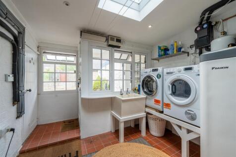 Fairylea House, Alyth, Blairgowrie