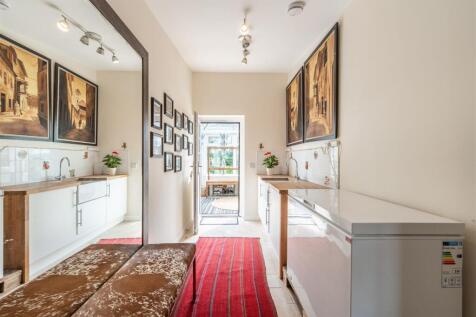 Fairylea House, Alyth, Blairgowrie