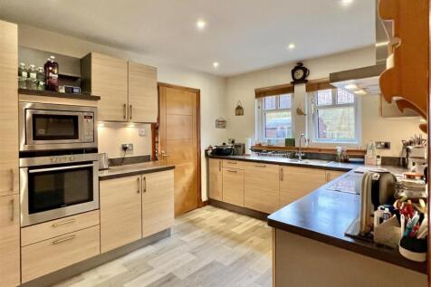 Clover Way, Blairhall