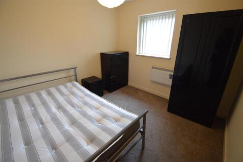 75 Bishops - Bed 2.JPG