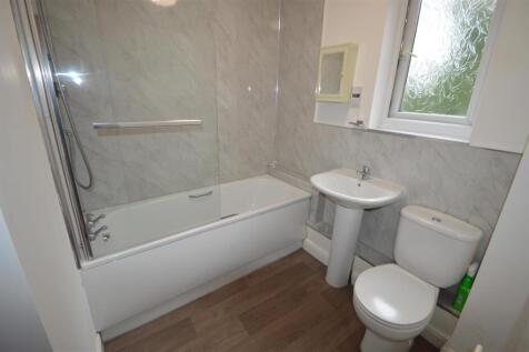 159A -Bathroom.JPG