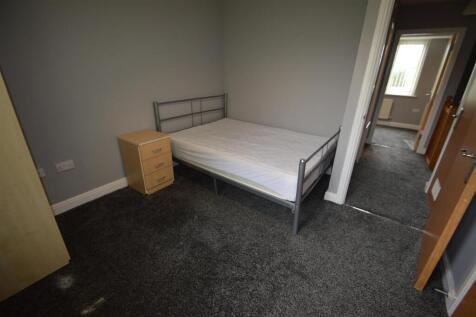 155 Chorlton - Bed 4.JPG
