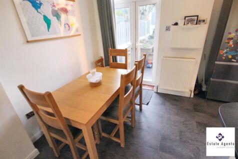Extended Dining Kitchen